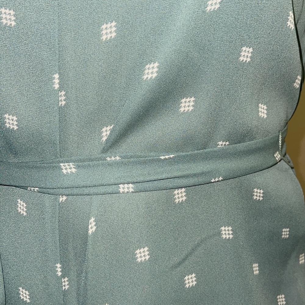 Romper - Picture 4 of 5